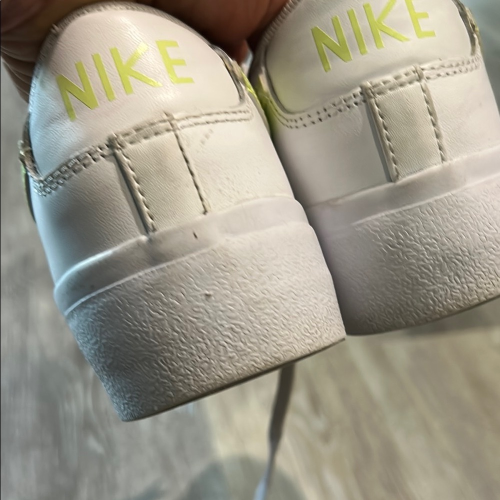 Nike White and Lime Green Casual Sneakers - Picture 7 of 7